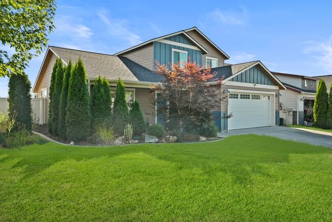 Building Photo - 1952 W Yaquina Dr Rental
