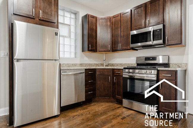 Photo - 2031 W Moffat St Condo Unit 1