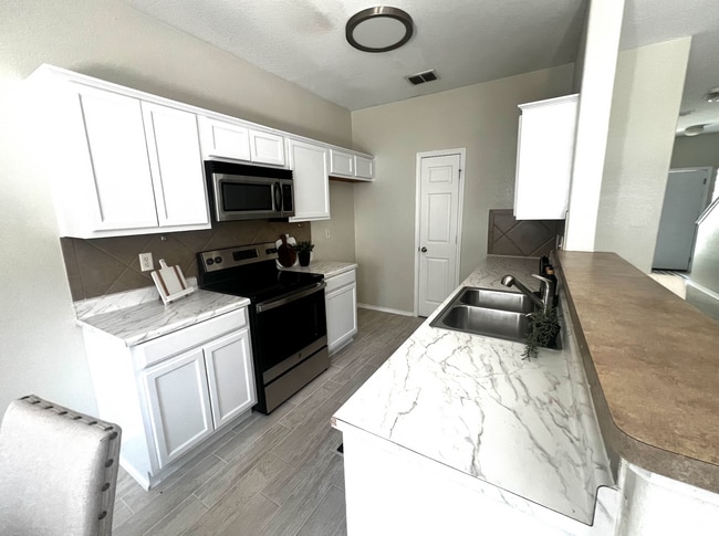 Photo - 4142 St Charles Bay