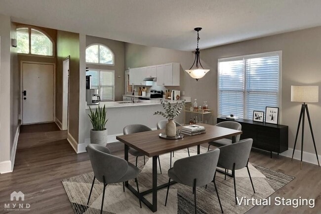Photo - 4015 Golfview Dr