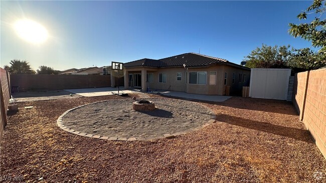 Building Photo - 5819 Badlands Ln Rental