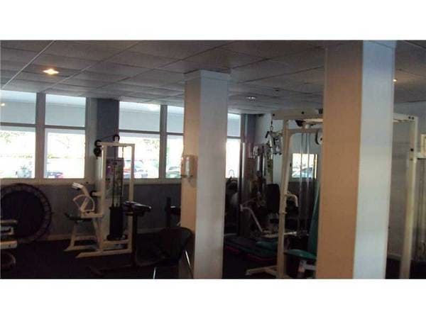 Photo - 2016 Bay Dr Unit 405