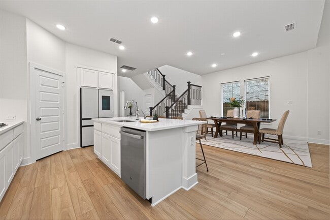 Photo - 24522 Keswick Vly Wy