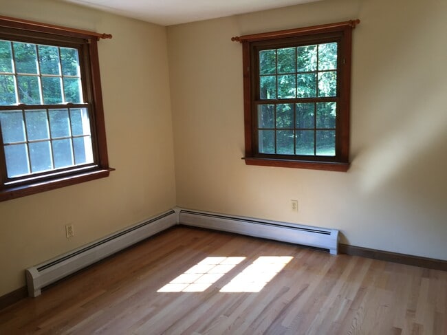 Photo - 45 Meetinghouse Rd Unit Windham NH apartment