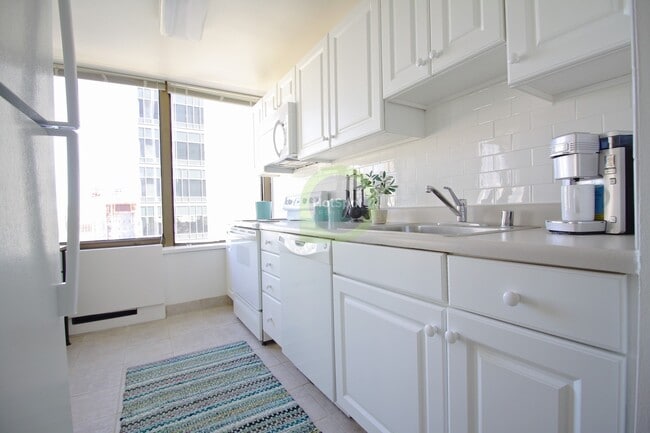 Photo - 343 E Ontario St