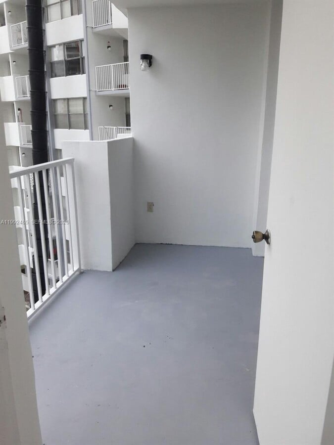 Photo - 1200 NE Miami Gardens Dr Unit 504W