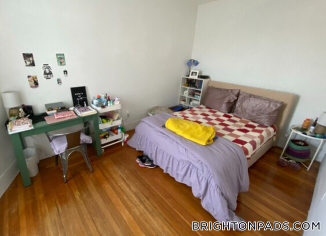 Photo - 26 Union St Unit 1