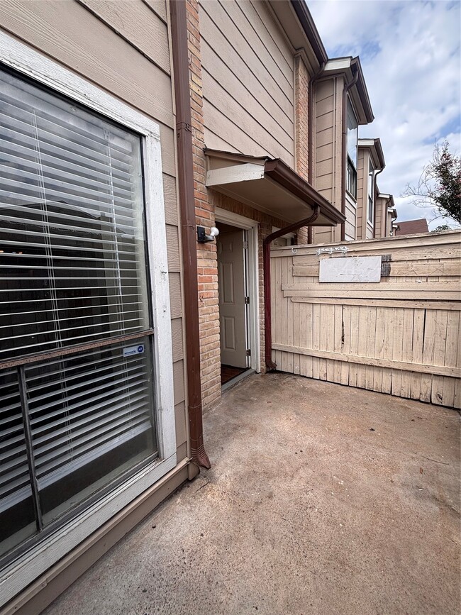 Photo - 2110 Wilcrest Dr Unit 123
