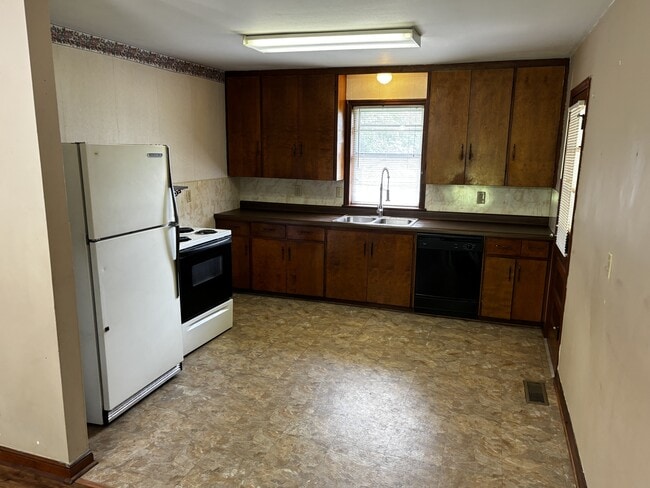 307 N Central St Unit 1