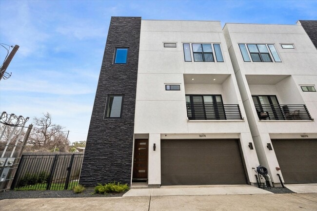 Building Photo - 1617 Wheeler Ave