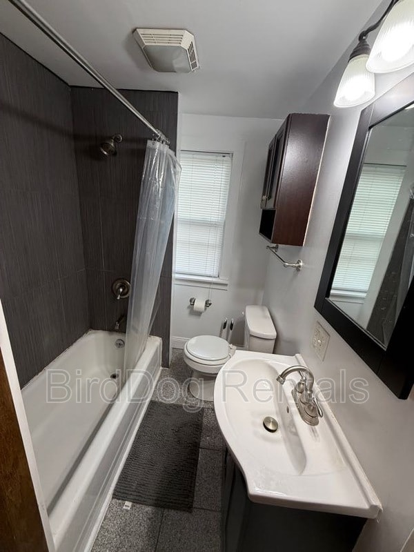 215 E 14th Ave