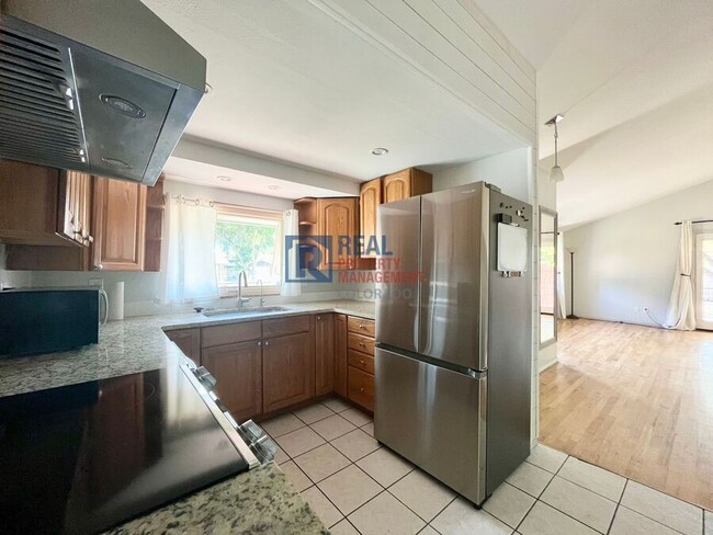 Photo - 13100 Julian Ct