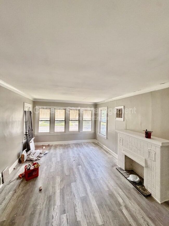 Building Photo - 12138 S Parnell Ave