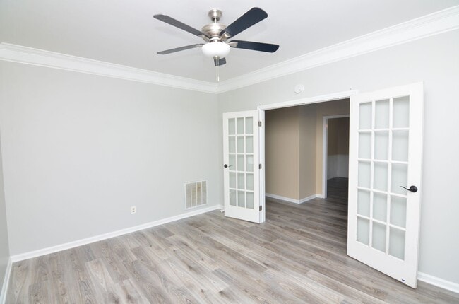 Photo - 511 Prince of Wales Ct