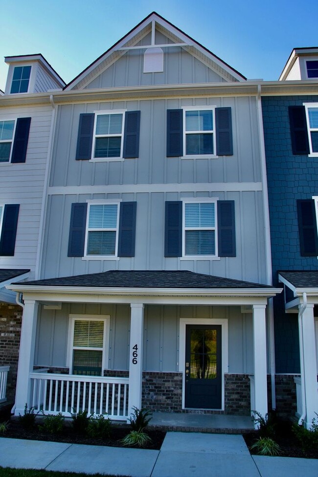 Photo - 466 Blair Rd