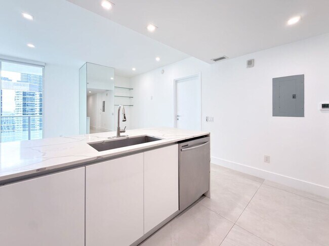 Photo - 1300 Brickell Bay Dr