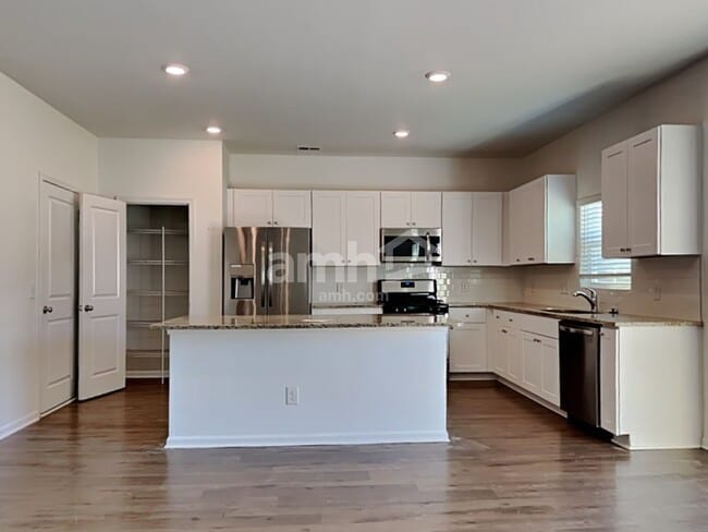 Photo - 486 Spanish Wells Rd