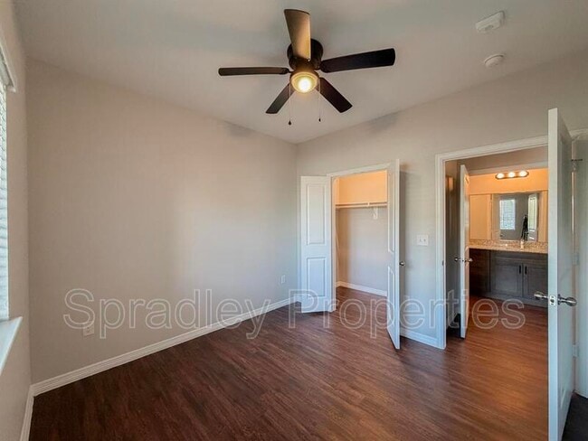 Photo - 1124 W Ave O Unidad Apt 5101