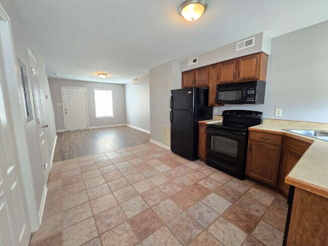 Photo - 805 Oak Arbor Ct