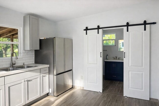 Building Photo - 25235 SW 187th Ave