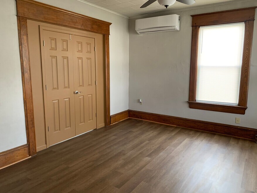1725 Ryerson Ave Unit 1