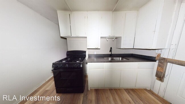 Photo - 2 br, 1 bath House - 921 1/2 N. D St