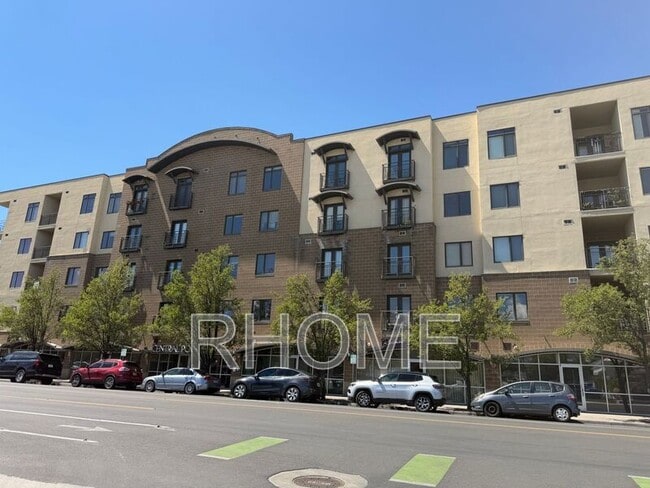 Building Photo - 2150 S Main St Unit #316