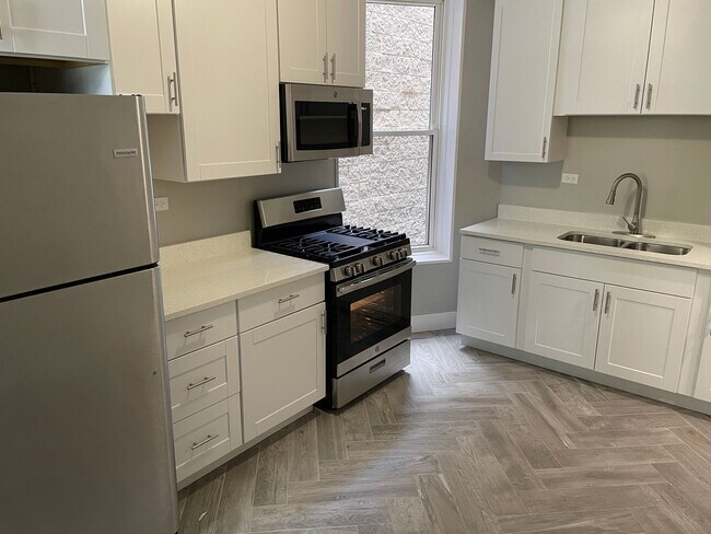 Photo - 1248 S Troy St Unidad 1