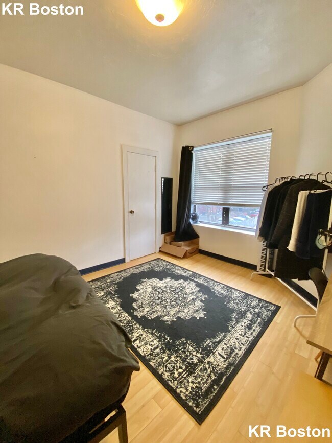 243 Harvard Ave., #4 - 243 Harvard Ave Unidad 4