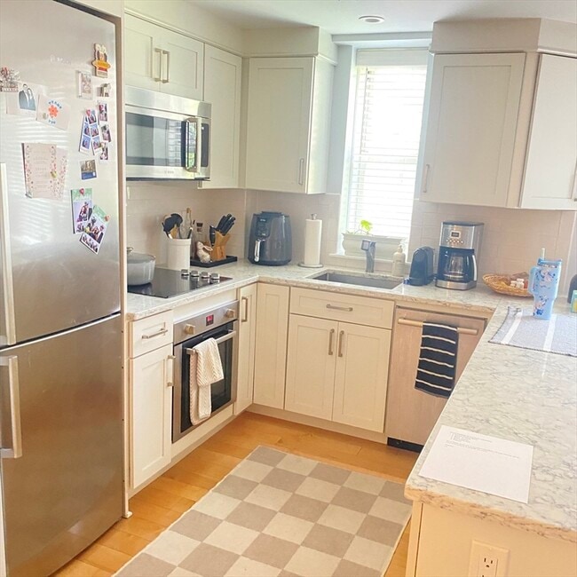 Photo - 145 Pinckney St Unidad 316