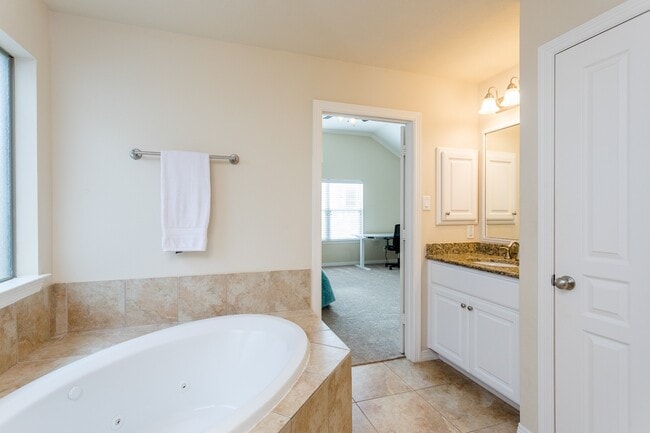 Building Photo - 1426 Prince St