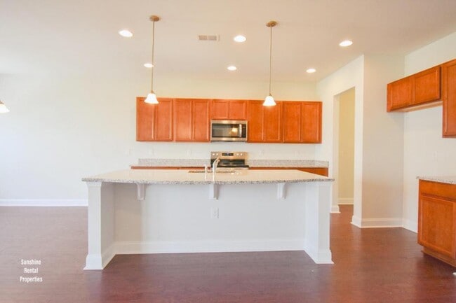 Photo - 2588 Great Scott Dr