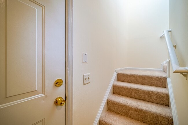 Photo - 2-level condo, conveniently located Unit 302