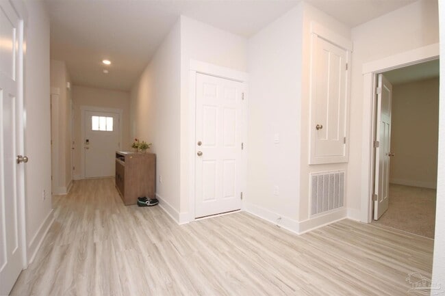 Photo - 5875 Sargassum Ln