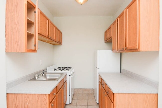 Photo - 4856 N Damen Ave Unidad 103