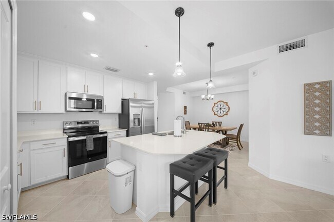 15275 Grn Acrs Ave Unit 328