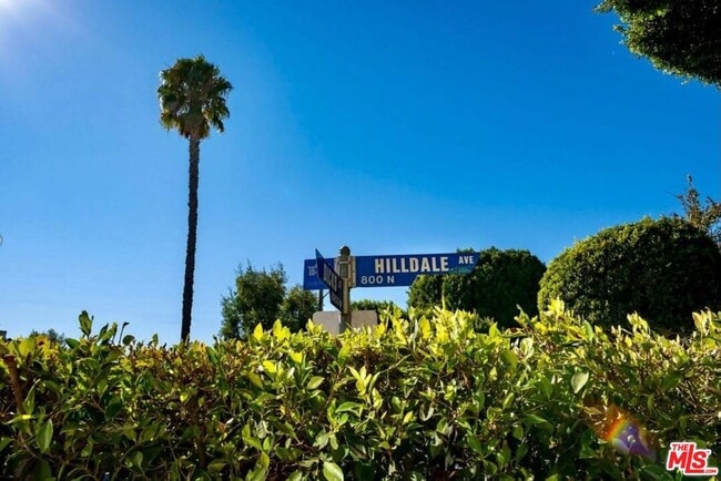 Photo - 866 Hilldale Ave