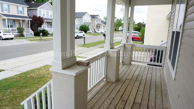 Photo - 1525 King St