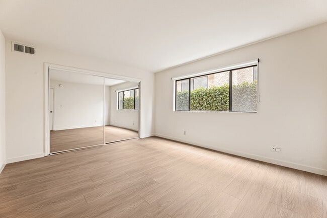 Photo - 12011 Rochester Ave Unit 2