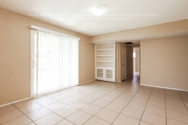 Photo - 4643 N 58th Ave