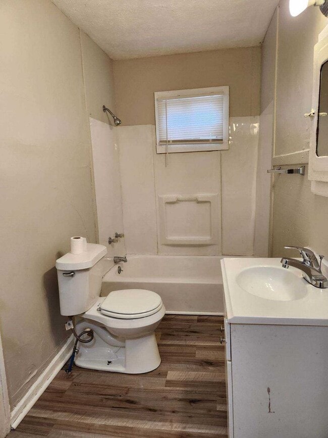 Photo - 608 N Dearborn St Unit 610 N Dearborn St