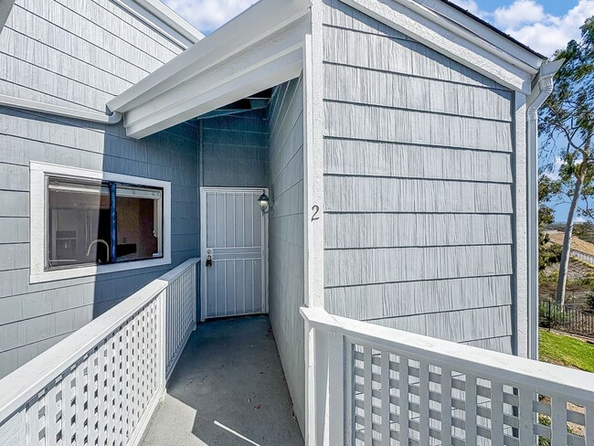 Building Photo - Great 2B/2BA Condo in Scripps Ranch!