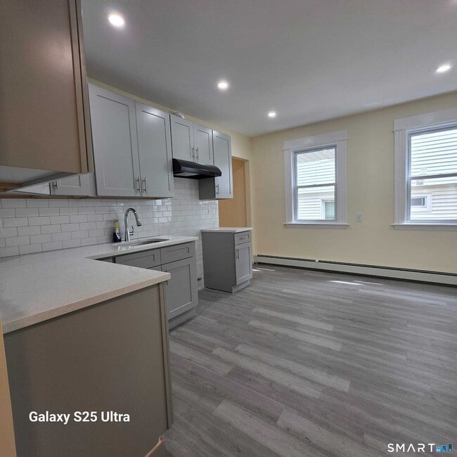 82 Bunker Hill Ave Unit 1st Fl