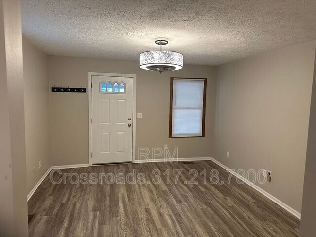 Photo - 832 N California St
