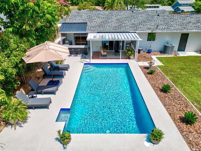2650 Davis Blvd