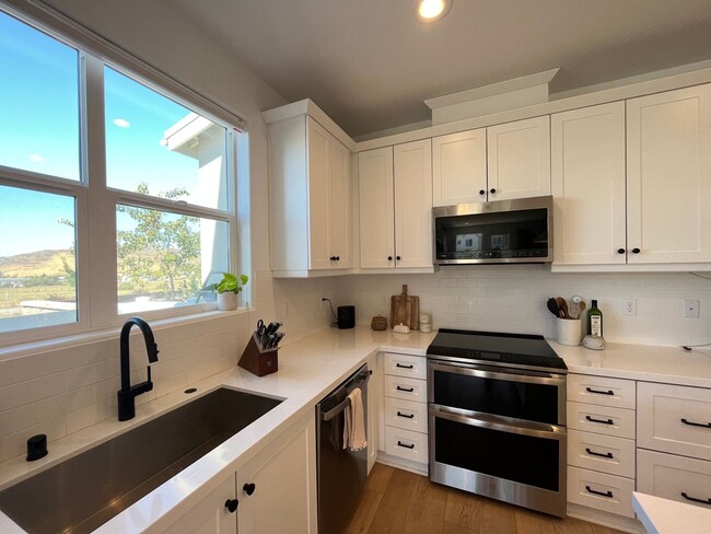 Photo - 3810 Hatchery Ln