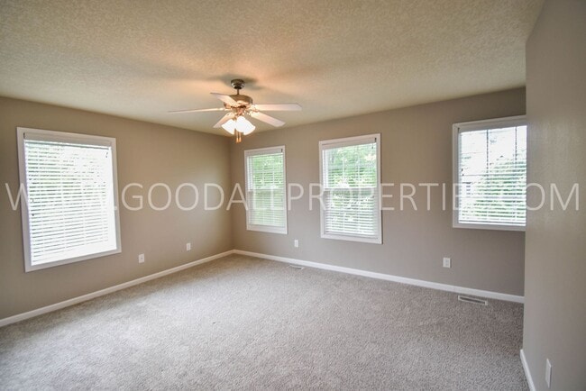 Photo - 3 Bedroom 2 Bath Townhome End unit in Glenn Village!!!