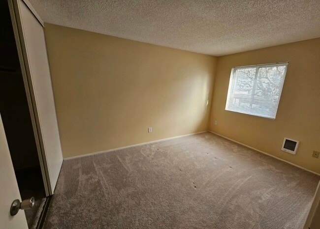 Photo - 200 SW Florence Ave Unit F7