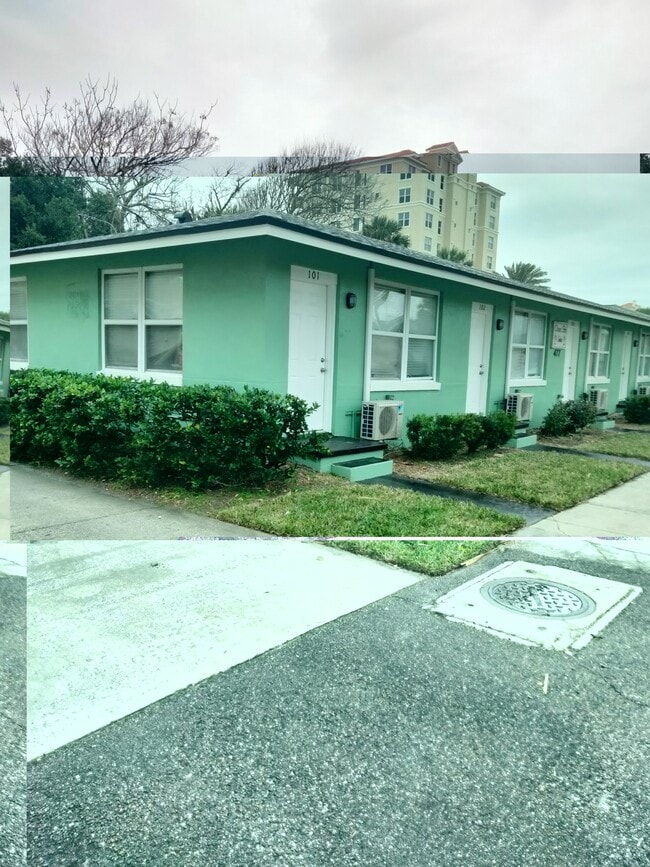 Building Photo - 183 5th Ave S Unit 183