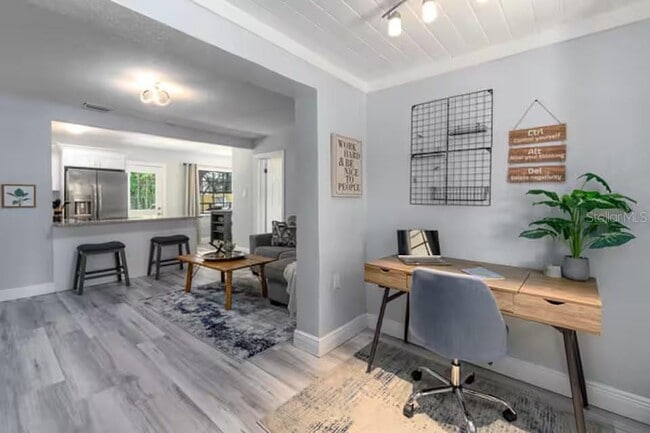 Photo - 5212 Puritan Ave